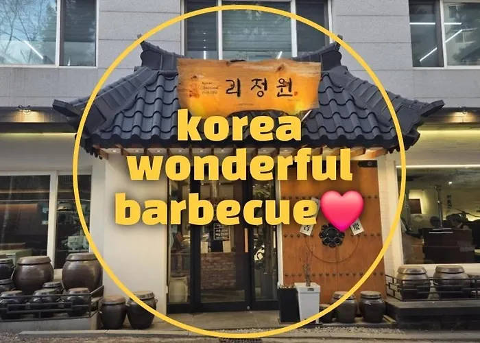 Holiday home Zero Water During The Open Event Hongdae 10 Minutes Hapjeong 10 Minutes Gongdeok Airport Railroad 5 Minutes Gyeongui Line Forest Road 1 Minutes Seoul